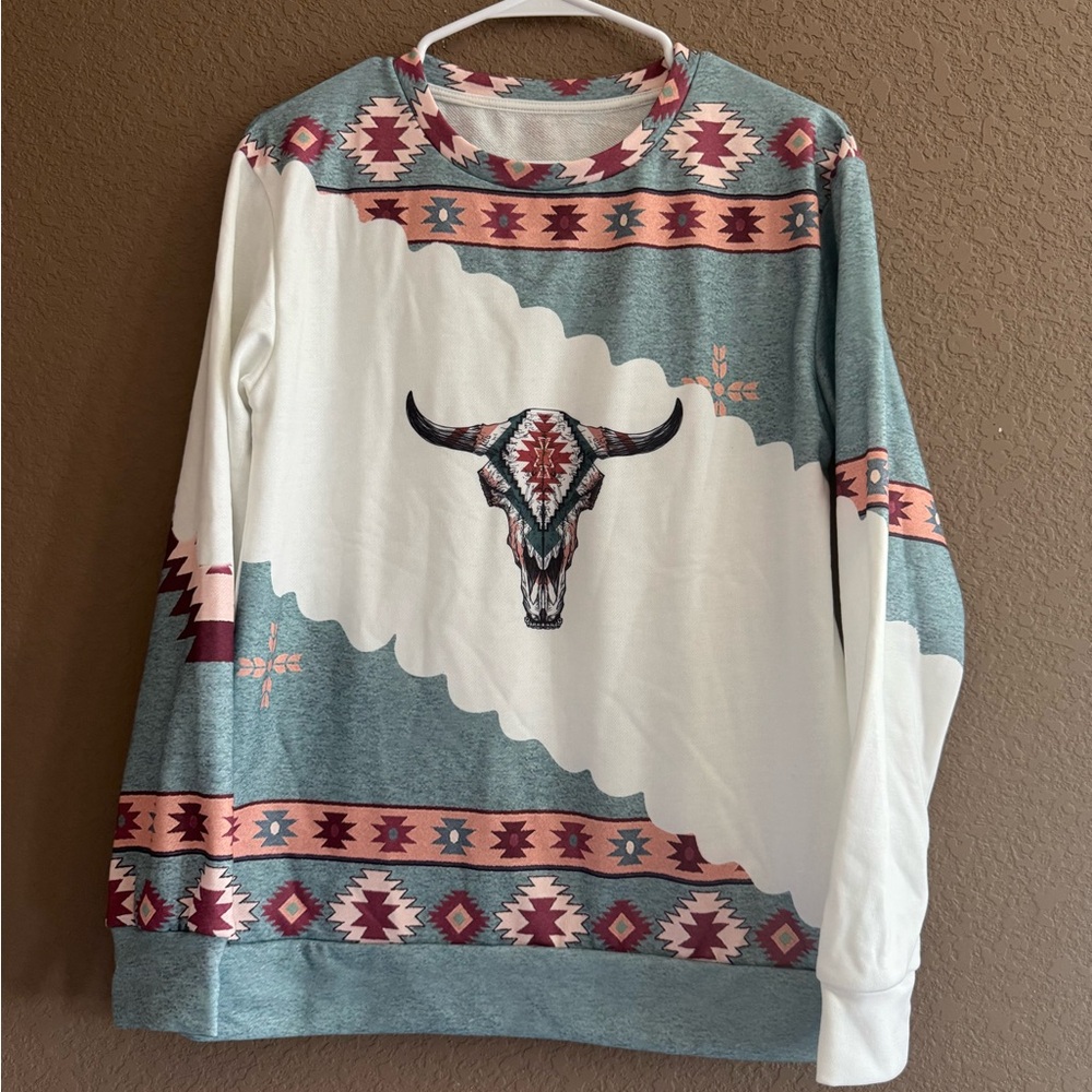Women Aztec Vintage Western Geometric Bull Skull Print Crewneck Sweater